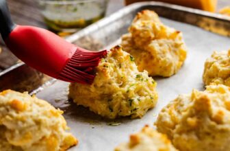 Cheddar Bay Biscuits – The Keep At House Chef