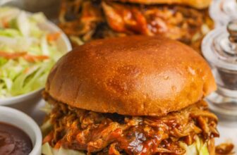 Sluggish Cooker Pulled Pork Sandwiches