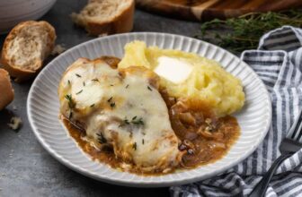 French Onion Hen | Cookies & Cups