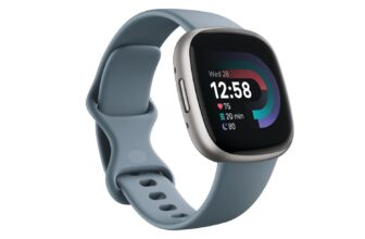Overlook Garmin, This Fitbit Versa 4 Health Smartwatch Is Again at Its Lowest Worth of the 12 months
