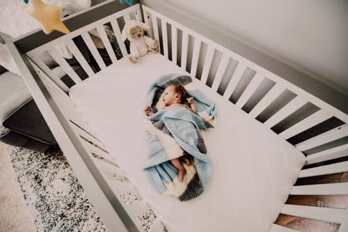 Safe newborn crib setup